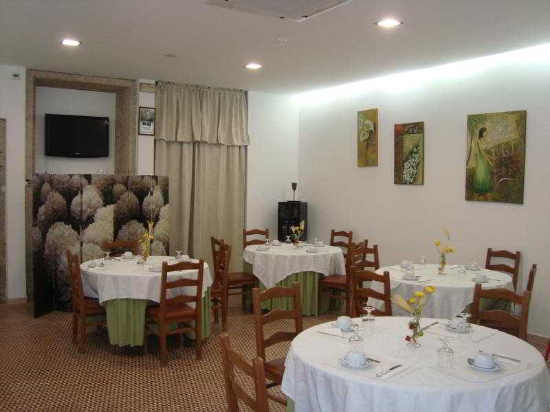 Residencial Portomadrid Hotel Restaurant photo